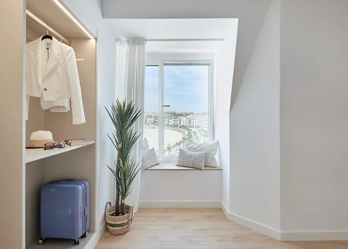 Ξενοδοχείο Del Mar 2*